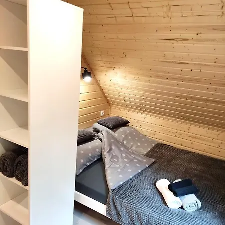 Swierkowisko Cisza Plaza Blisko *