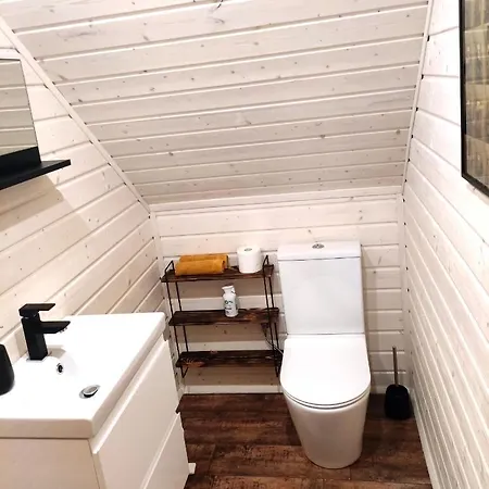 Swierkowisko Cisza Plaza Blisko *