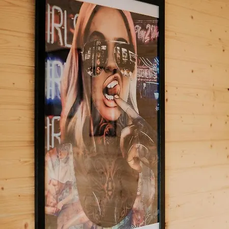 Swierkowisko Cisza Plaza Blisko *