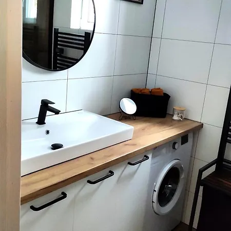 Swierkowisko Cisza Plaza Blisko