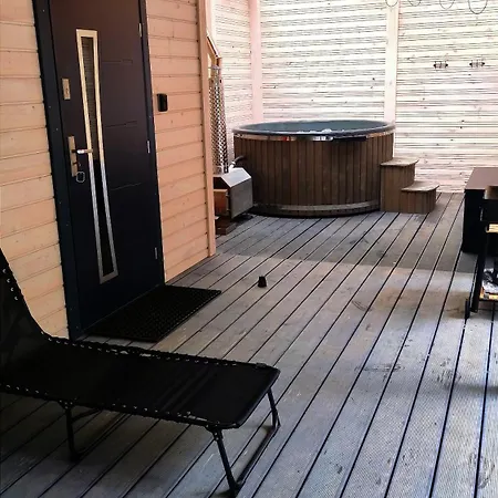 Swierkowisko Cisza Plaza Blisko