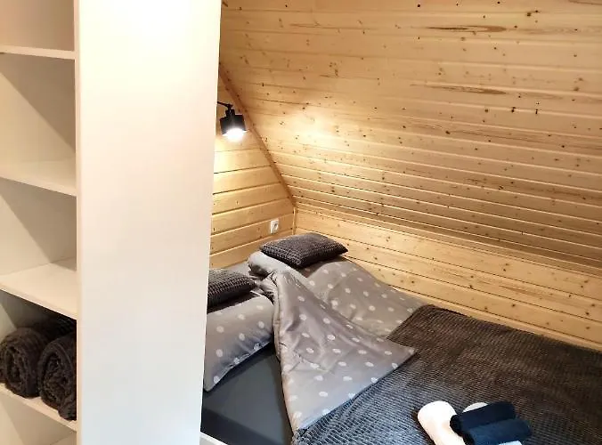 Swierkowisko Cisza Plaza Blisko *