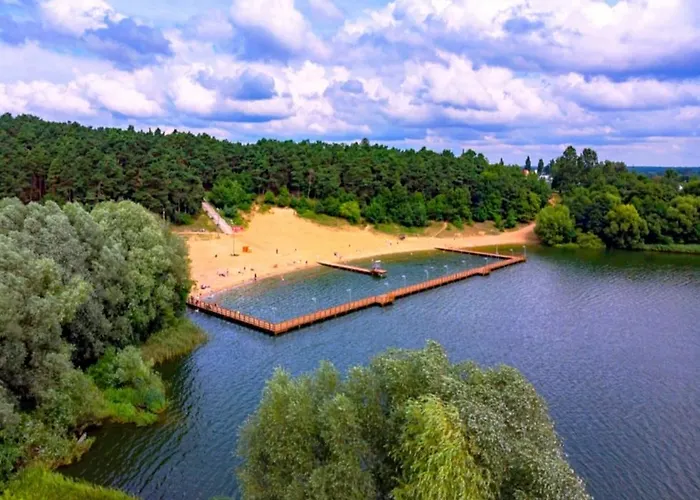 Swierkowisko Cisza Plaza Blisko