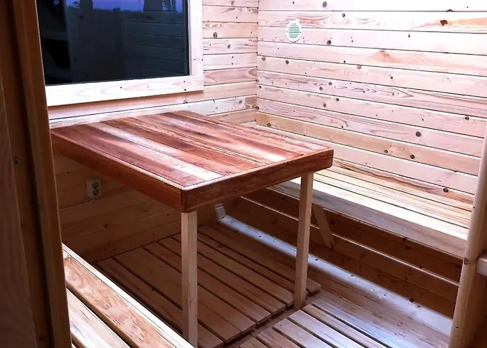 Swierkowisko Cisza Plaza Blisko