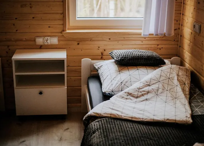 Swierkowisko Cisza Plaza Blisko *