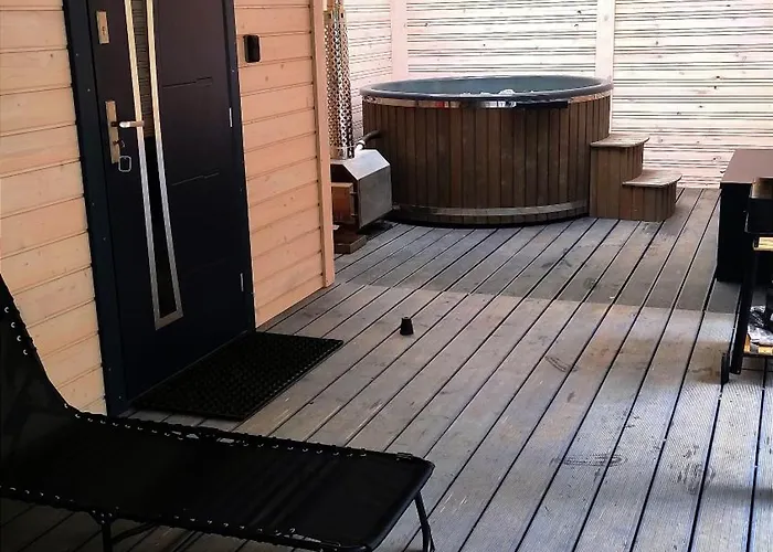 Swierkowisko Cisza Plaza Blisko